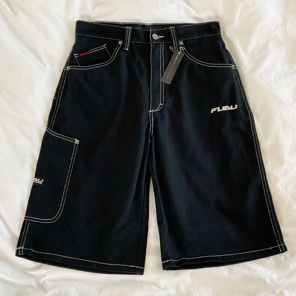 Vintage 90’s DEADSTOCK FUBU black wide leg shorts NWT